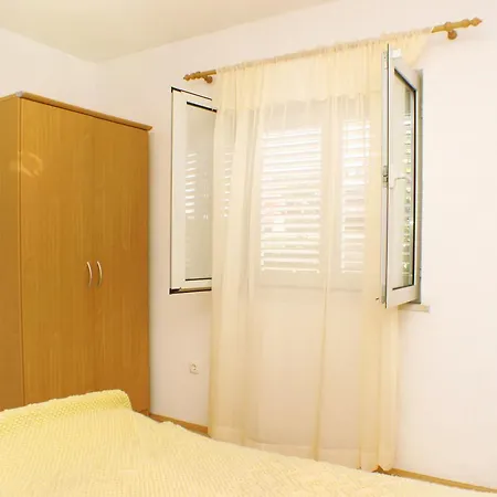 Tatil Evi Holiday Zavalatica 4459 Čara